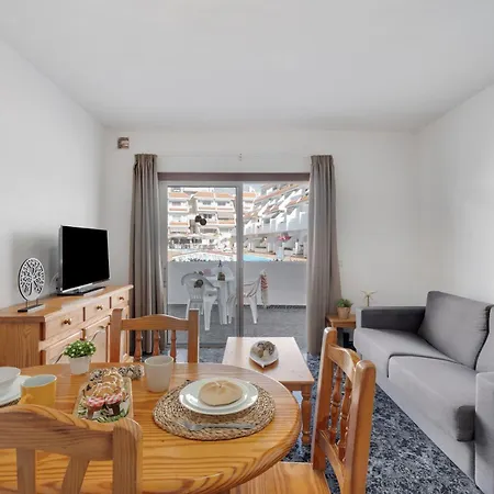 Apto Blue Pool Floritas Apartment